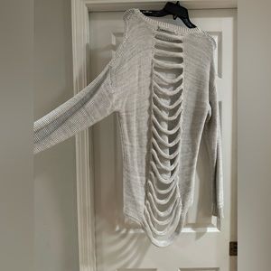 Harper lane Olie distressed back, light grey sweater.